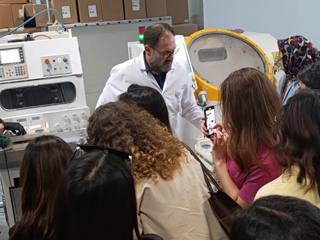 Ege Üniversitesi Optisyenlik Bölümü Akay Rx Laboratory Ziyareti