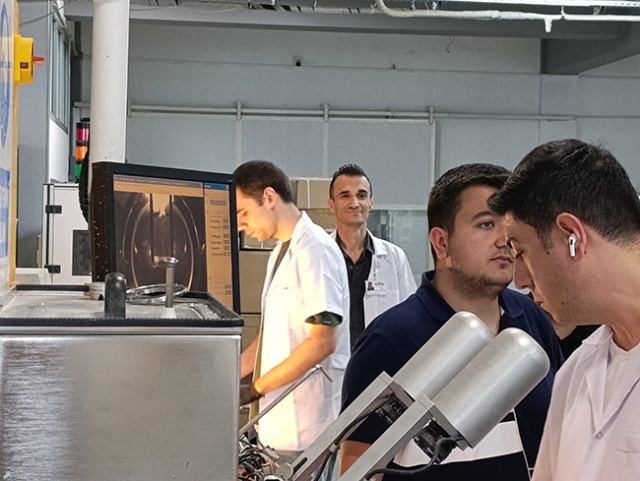Ege Üniversitesi Optisyenlik Bölümü Akay Rx Laboratory Ziyareti