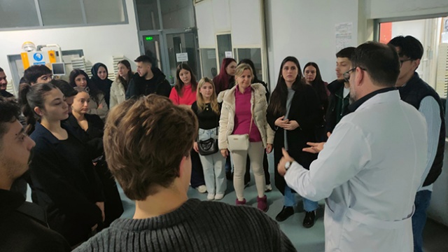 İzmir Tınaztepe Üniversitesi Optisyenlik Bölümü Akay Rx Laboratory Ziyareti