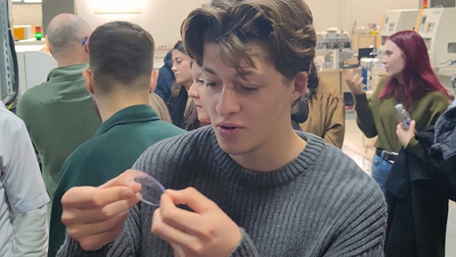 İzmir Tınaztepe Üniversitesi Optisyenlik Bölümü Akay Rx Laboratory Ziyareti