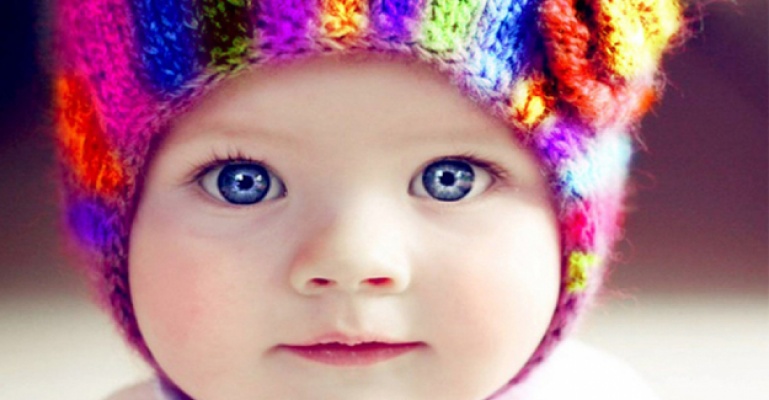 Bebeklerin Göz Rengi...