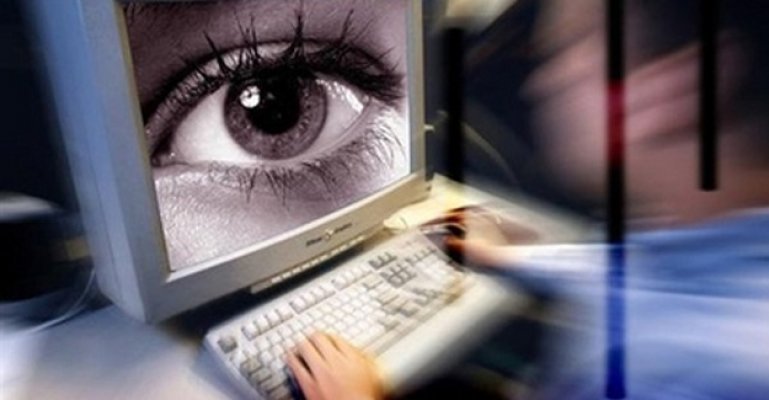 Aşırı bilgisayar kullanımı ‘kuru göz' sendromuna neden oluyor!!!