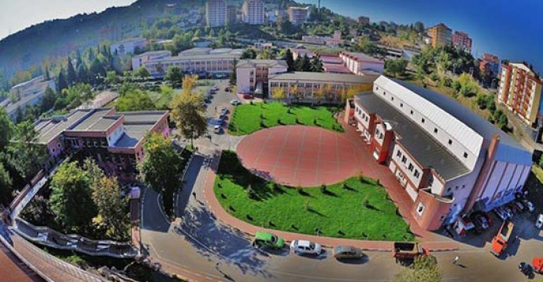 Bülent Ecevit Üniversitesi’nde Optisyenlik Bölümü Açıldı!